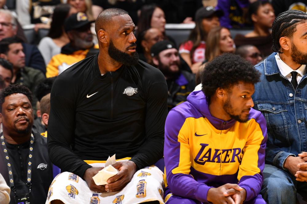 湖人最近一 湖人最近一