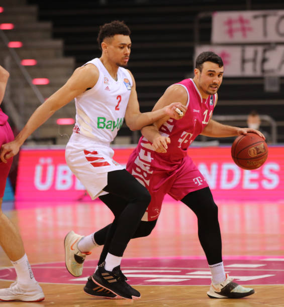 手之间的默 手之间的默