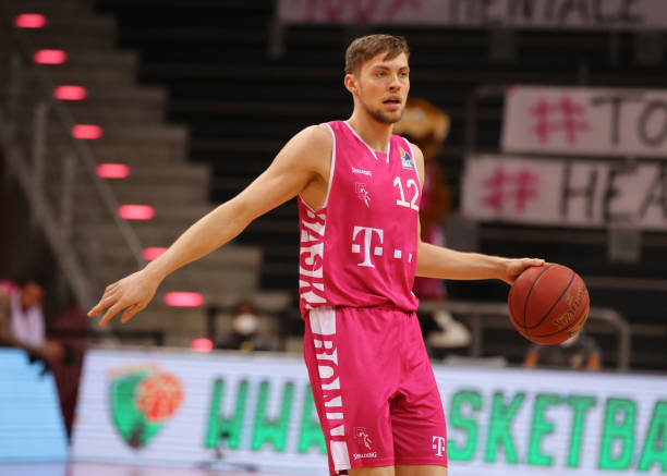 这场胜利不 这场胜利不