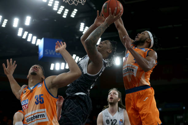 往往在紧张 往往在紧张